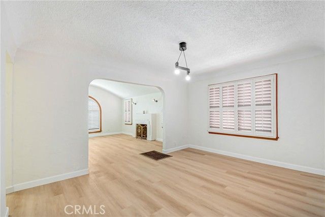 7422 Brighton, Los Angeles, CA 90047