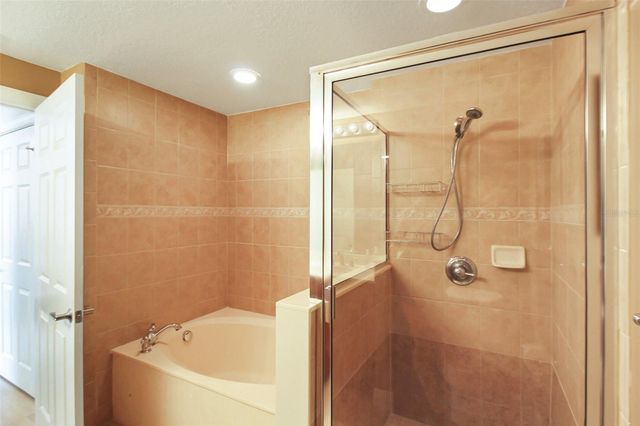 800 N TAMIAMI TRAIL 806, Sarasota, FL 34236