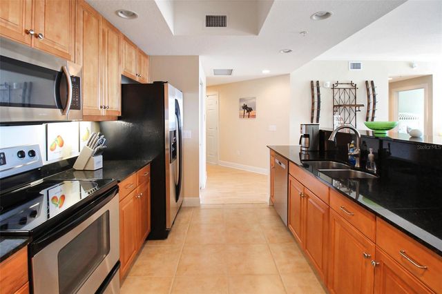 800 N TAMIAMI TRAIL 806, Sarasota, FL 34236
