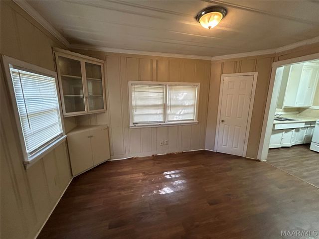 2027 MCKINLEY Avenue, Montgomery, AL 36107