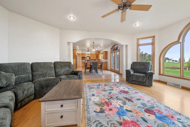 4140 GEMSTONE TRAIL, Green Bay, WI 54311