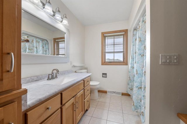 4140 GEMSTONE TRAIL, Green Bay, WI 54311