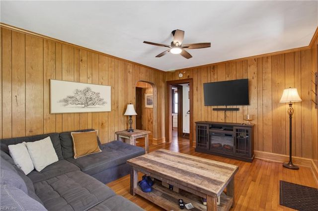 170 W Randall AVE, Norfolk, VA 23503