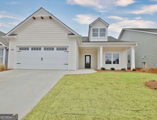 150 Redhaven Dr, Senoia, GA 30276