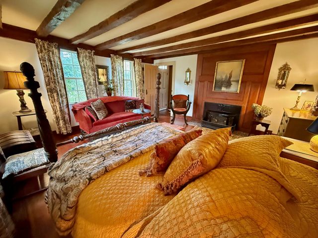 162 Rt. 6A, Yarmouth Port, MA 02675