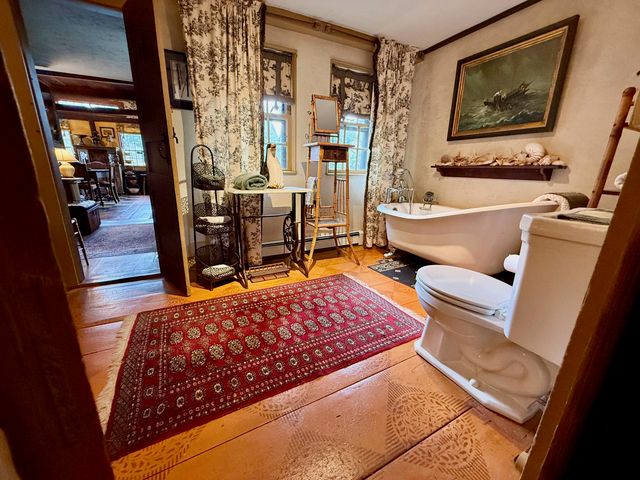 162 Rt. 6A, Yarmouth Port, MA 02675