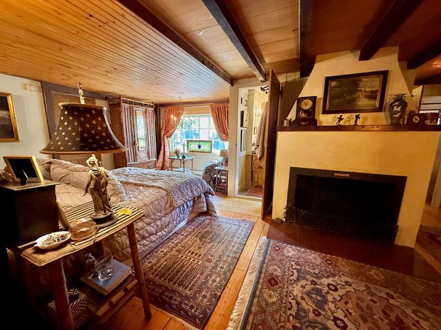 162 Rt. 6A, Yarmouth Port, MA 02675