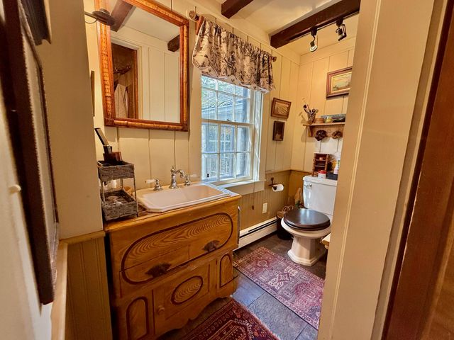 162 Rt. 6A, Yarmouth Port, MA 02675