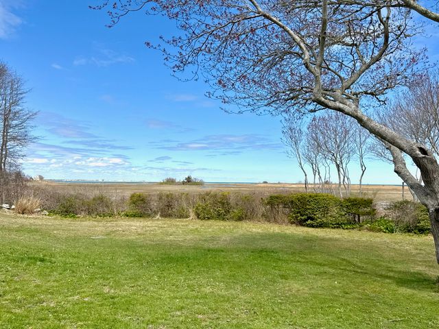 162 Rt. 6A, Yarmouth Port, MA 02675