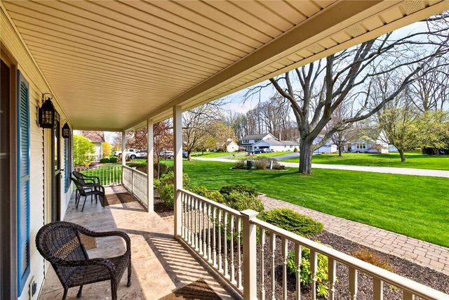 480 Spring Meadow Lane, Webster, NY 14580