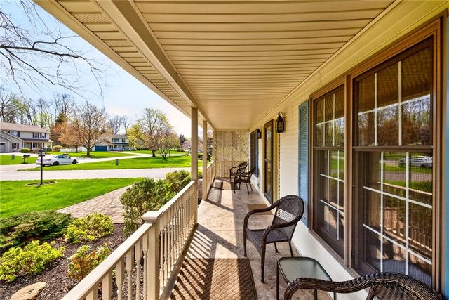 480 Spring Meadow Lane, Webster, NY 14580