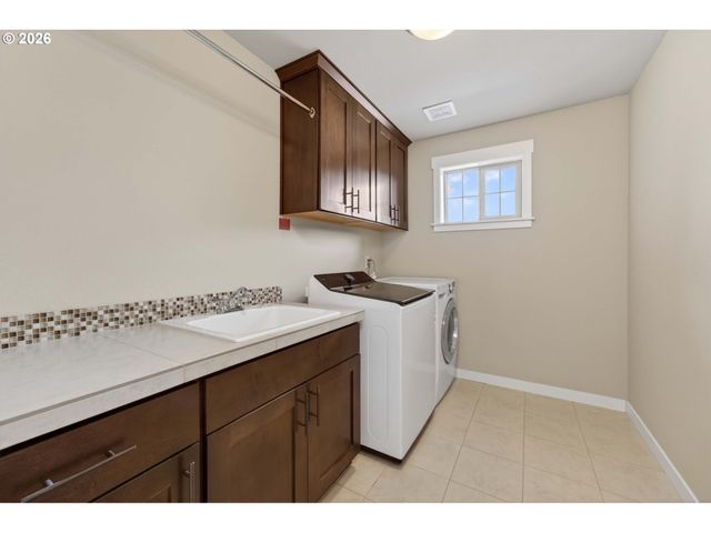 3114 Ne 174TH St, Ridgefield, WA 98642