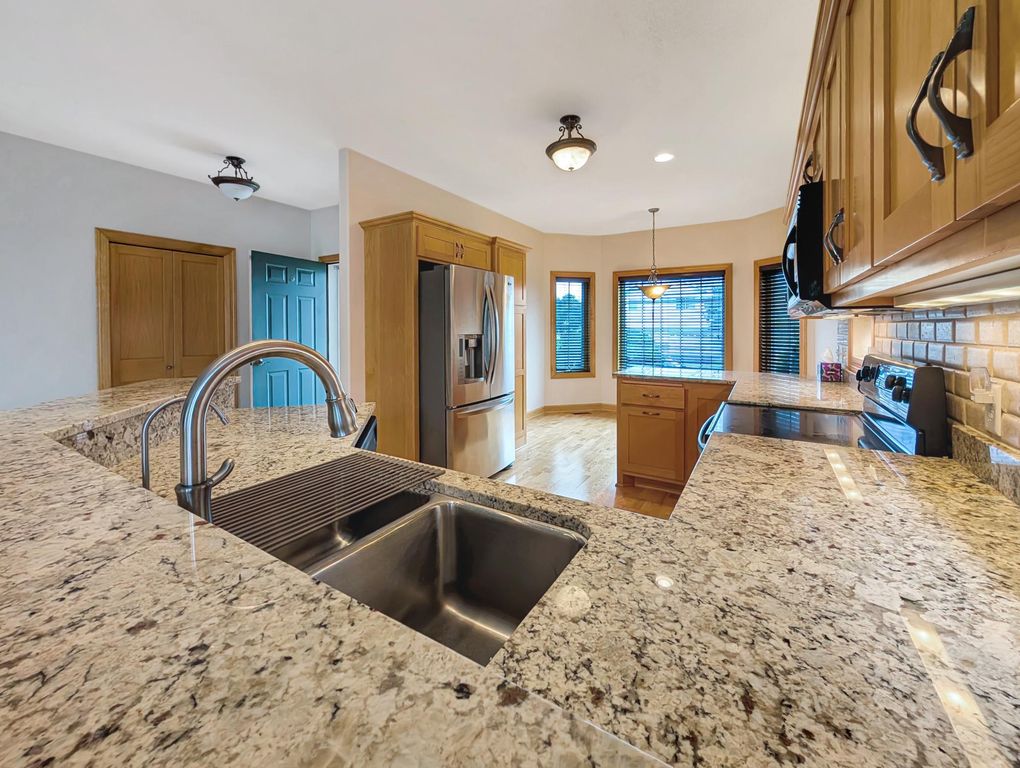 22516 Evergreen Circle, Forest Lake, MN 55025 — photo 4