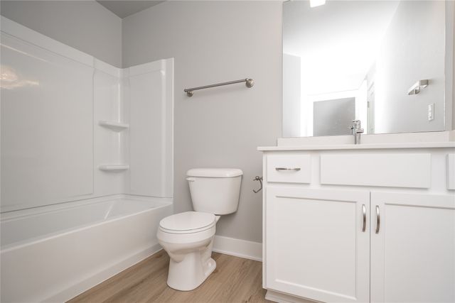 713 NE Oak Ridge Drive, Ankeny, IA 50021