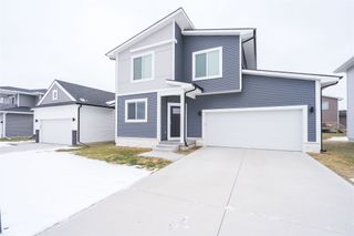 713 NE Oak Ridge Drive, Ankeny, IA 50021