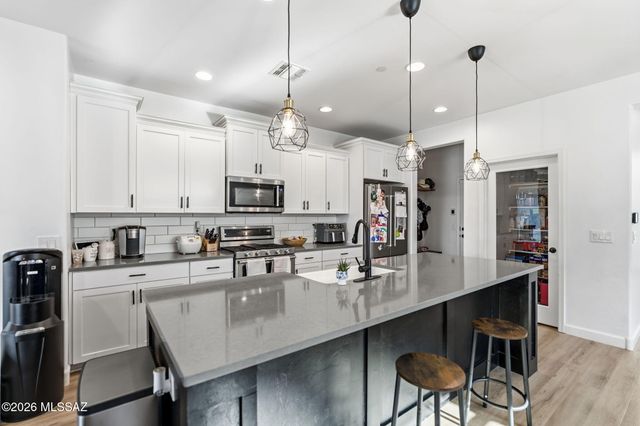 14149 E Via Cerro Del Molino, Vail, AZ 85641