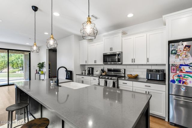 14149 E Via Cerro Del Molino, Vail, AZ 85641