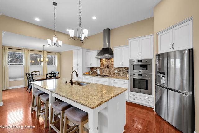 4813 Greenwood Ct, La Grange, KY 40031