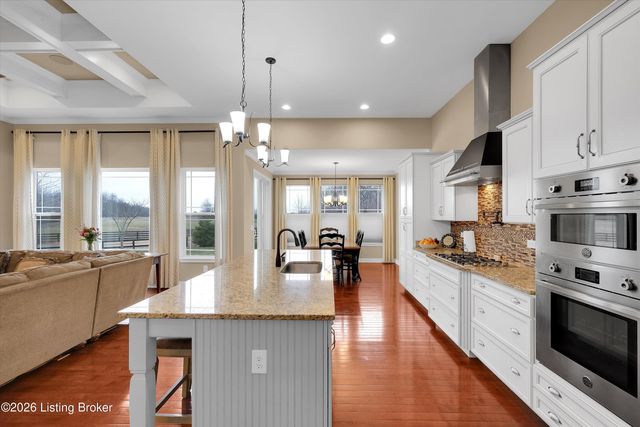 4813 Greenwood Ct, La Grange, KY 40031