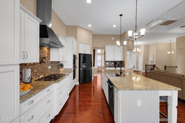 4813 Greenwood Ct, La Grange, KY 40031