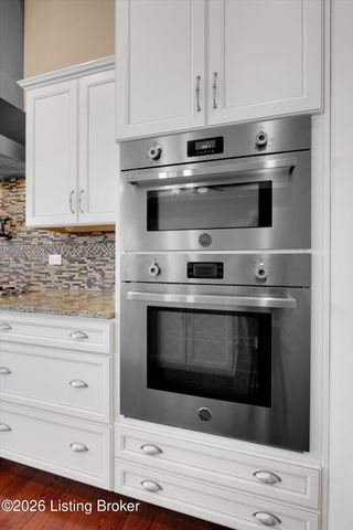 4813 Greenwood Ct, La Grange, KY 40031