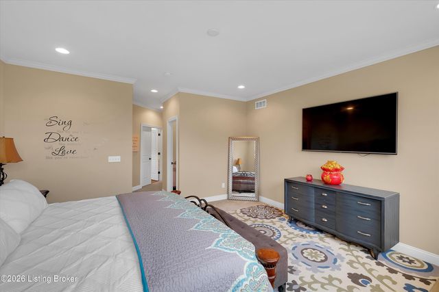 4813 Greenwood Ct, La Grange, KY 40031