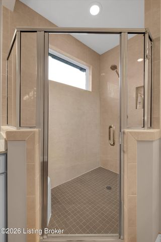 4813 Greenwood Ct, La Grange, KY 40031