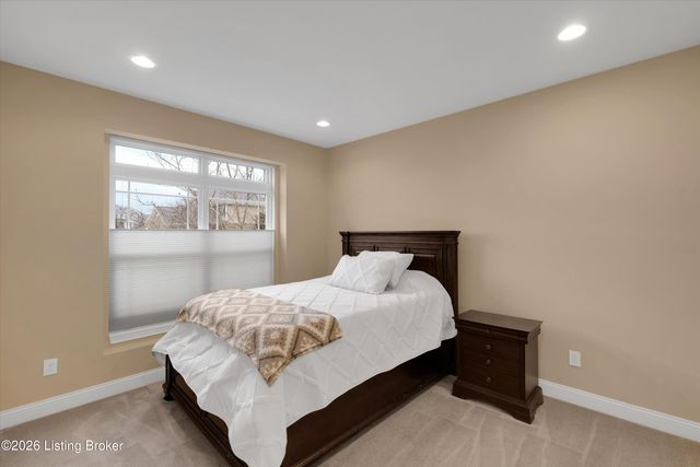 4813 Greenwood Ct, La Grange, KY 40031