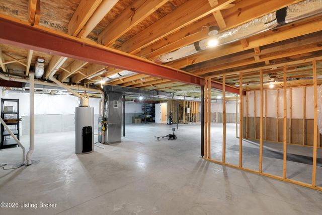 4813 Greenwood Ct, La Grange, KY 40031