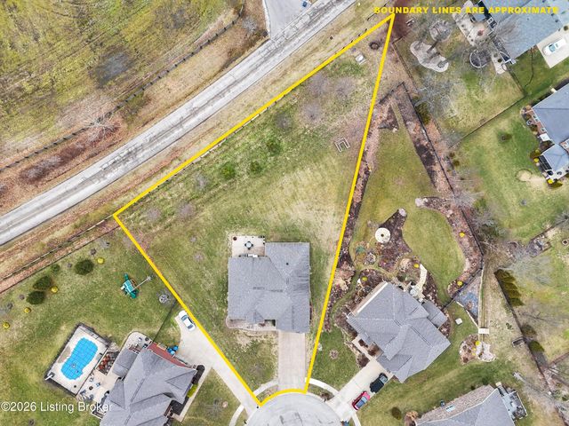 4813 Greenwood Ct, La Grange, KY 40031