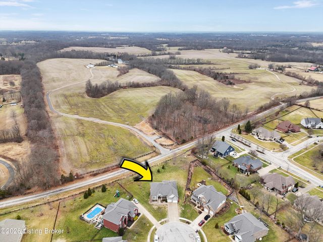 4813 Greenwood Ct, La Grange, KY 40031