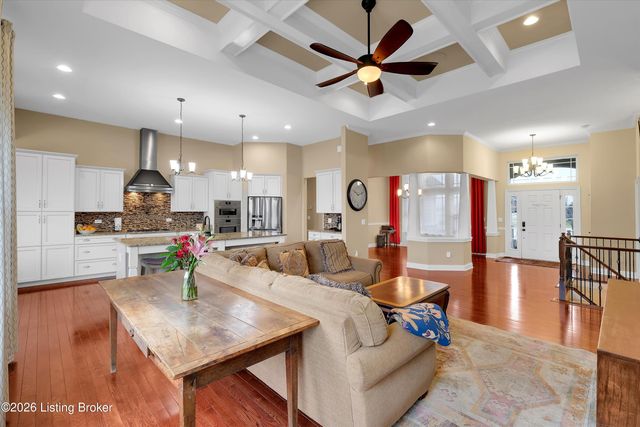 4813 Greenwood Ct, La Grange, KY 40031