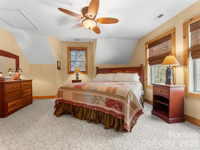 462 Deep Woods Lane, Saluda, NC 28773