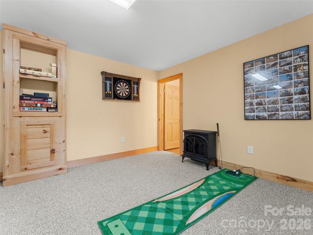 462 Deep Woods Lane, Saluda, NC 28773