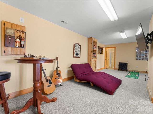 462 Deep Woods Lane, Saluda, NC 28773