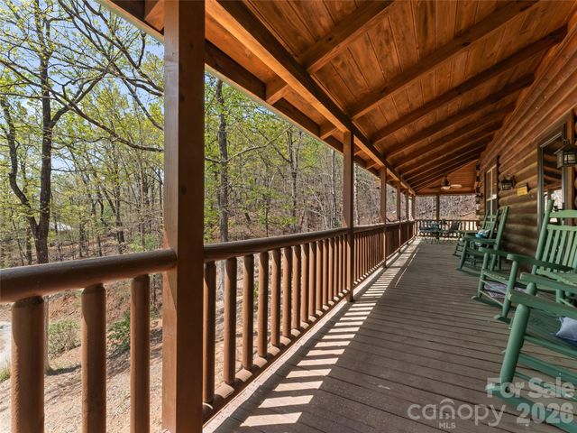 462 Deep Woods Lane, Saluda, NC 28773