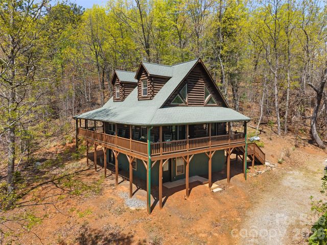 462 Deep Woods Lane, Saluda, NC 28773