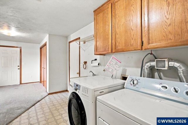 2535 Del Rio Ct SE, Albany, OR 97322