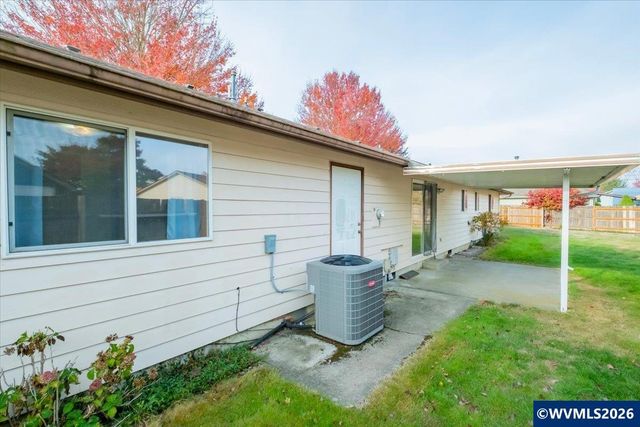 2535 Del Rio Ct SE, Albany, OR 97322