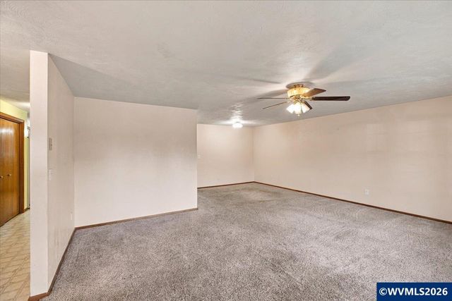 2535 Del Rio Ct SE, Albany, OR 97322
