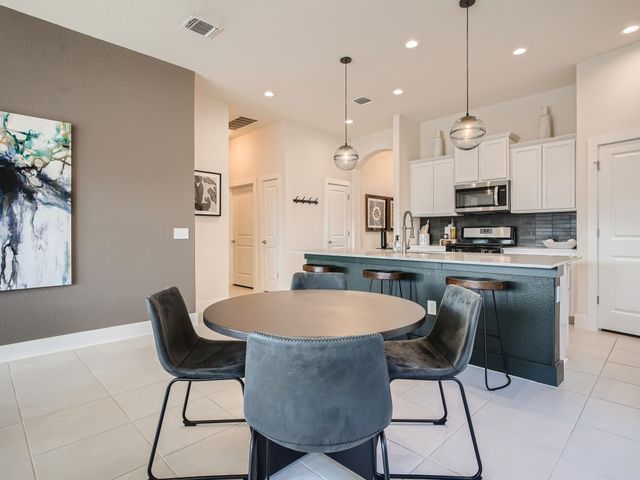 8005 Beacon Knob WAY, Austin, TX 78744