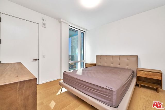 877 Francisco Street 1516, Los Angeles, CA 90017