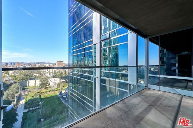 877 Francisco Street 1516, Los Angeles, CA 90017