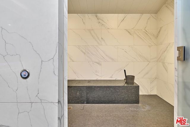 877 Francisco Street 1516, Los Angeles, CA 90017