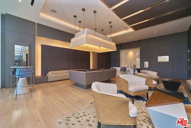 877 Francisco Street 1516, Los Angeles, CA 90017