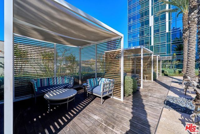 877 Francisco Street 1516, Los Angeles, CA 90017