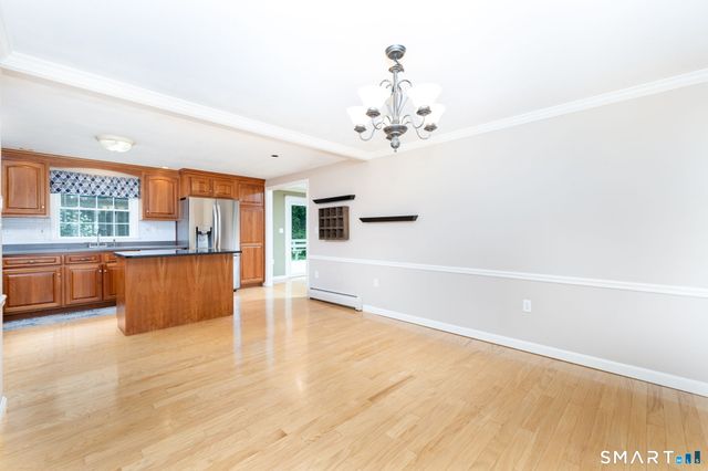 15 Village Lane, Burlington, CT 06013