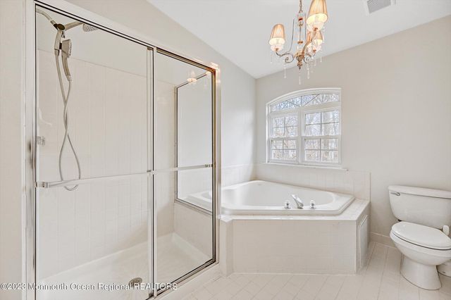 7 Harbor Bay Circle, Laurence Harbor, NJ 08879