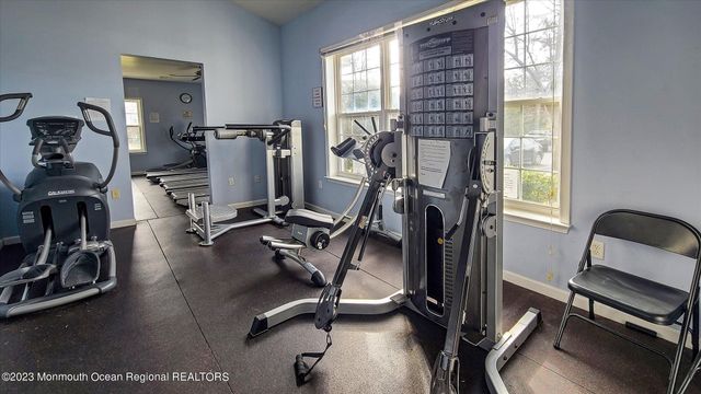 7 Harbor Bay Circle, Laurence Harbor, NJ 08879