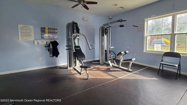 7 Harbor Bay Circle, Laurence Harbor, NJ 08879